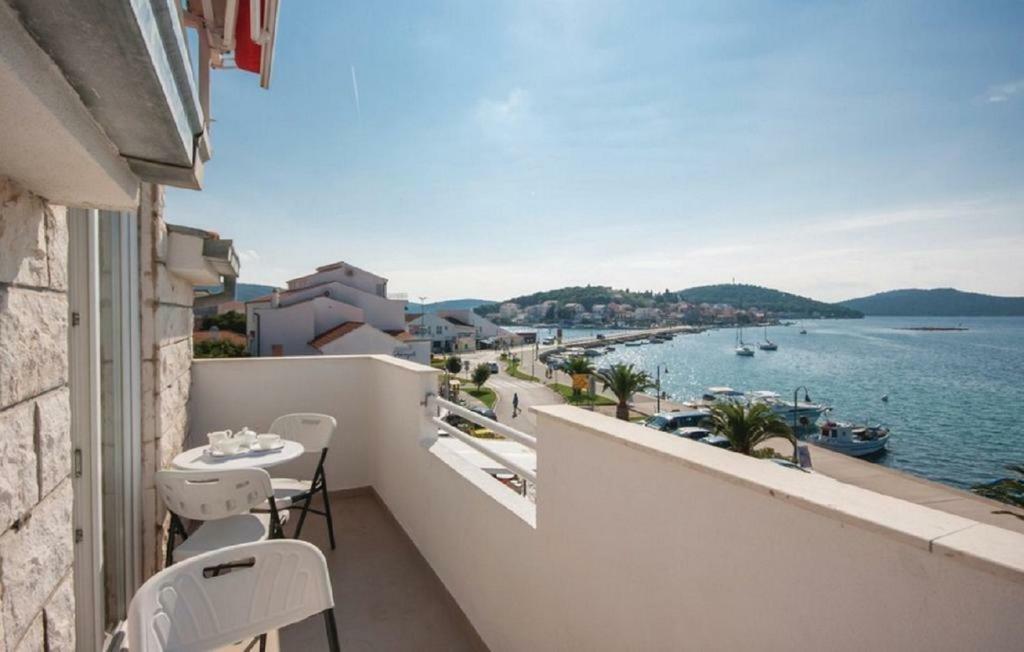 Apartmani Riva 로고즈니차 외부 사진