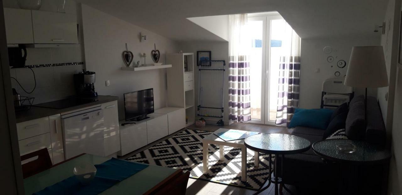 Apartmani Riva 로고즈니차 외부 사진